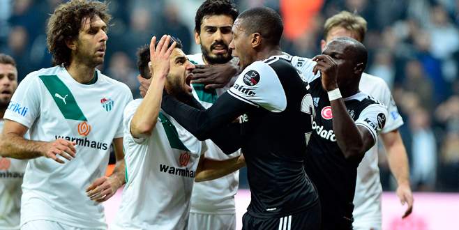 Bursaspor ağır mağlubiyetleri unutturmak istiyor