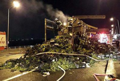 Osmangazi Köprüsü’nde kamyon alev aldı