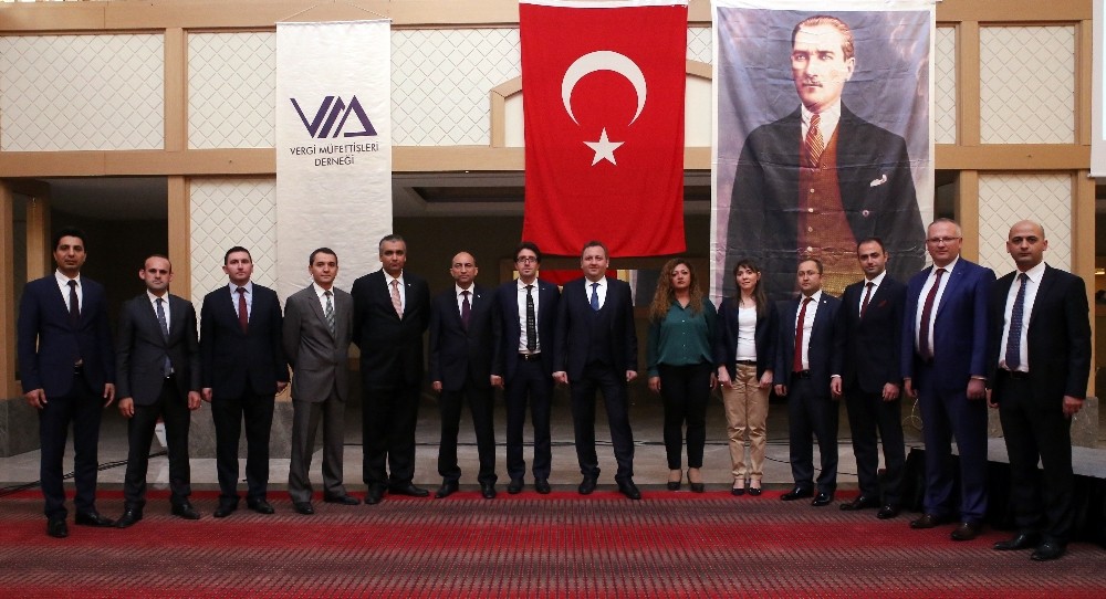 Vergi Müfettişleri Derneği’nde yeni dönem Vergi Müfettişleri Derneği’nde yeni dönem