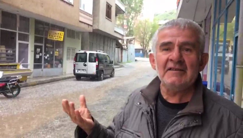 İspir’e ceviz gibi dolu yağdı