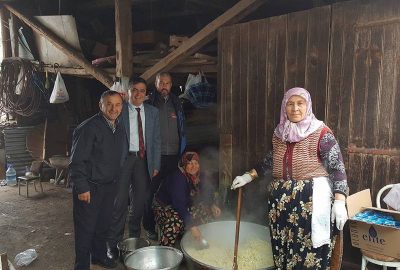 Başkan Yalçın Hıdırellez etkinliğinde vatandaşlarla bir araya geldi