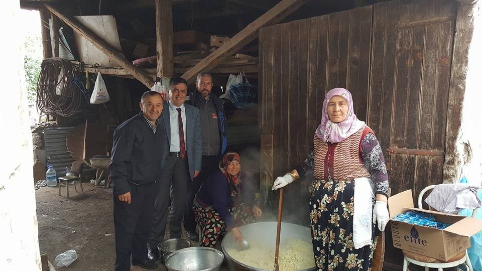 Başkan Yalçın Hıdırellez etkinliğinde vatandaşlarla bir araya geldi