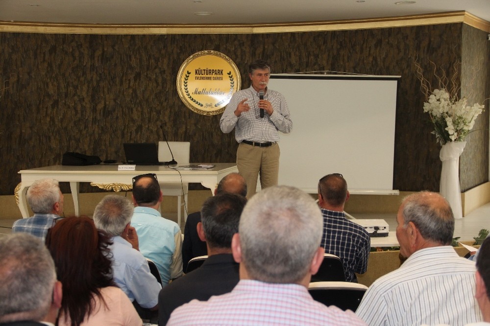 Konaklı muhtarlara liderlik eğitimi