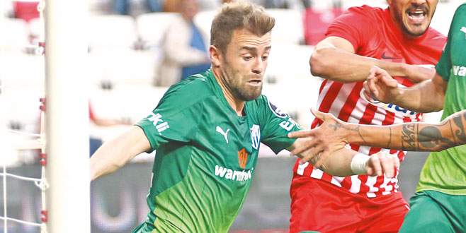 Erdem’den ilk asist