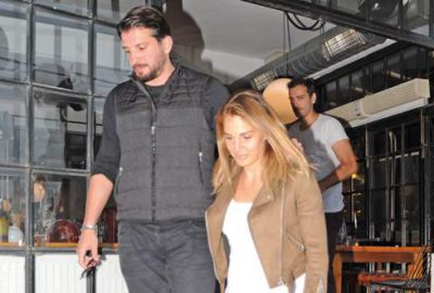 Aşıklar göz önünde