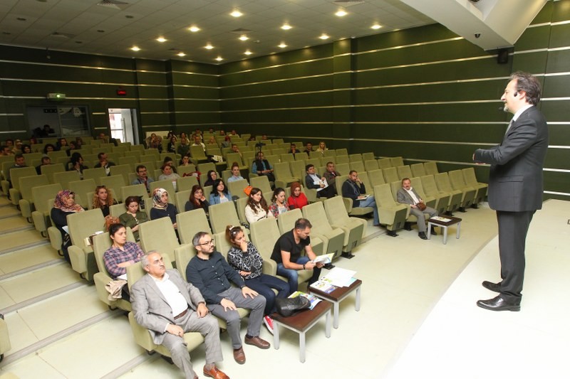 Öğretmenlere geri dönüşüm semineri