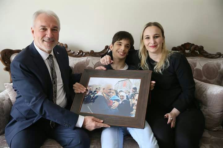 Belediye Başkanı Kamil Saraçoğlu’ndan Oğuzhan’a sürpriz ziyaret