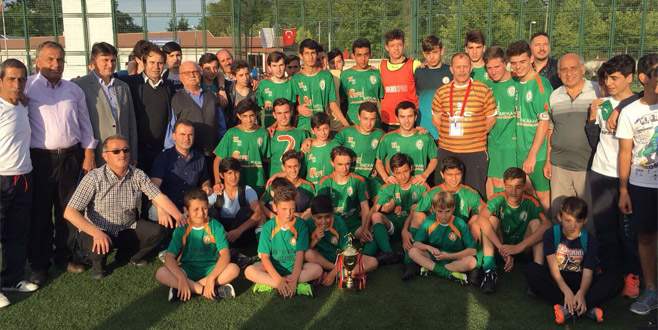 Hürriyet zirveye alıştı