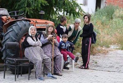 İftara 1,5 saat kala deprem olunca oruçlarını sokakta açtılar