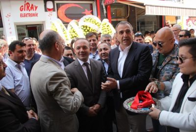 Ayvalıklılar yöresel ürünlere önem veriyor