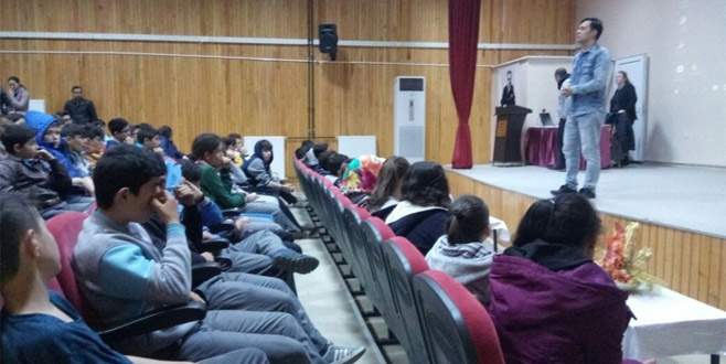 ’Tarih Turu’nda 3 bin öğrenciye ulaşıldı ’Tarih Turu’nda 3 bin öğrenciye ulaşıldı