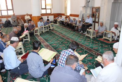 Camilerde mukabe yoğunluğu