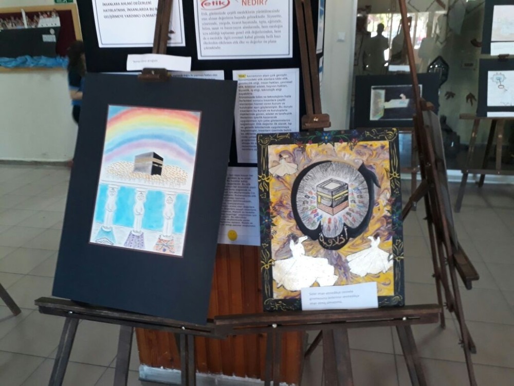 “Çizimlerle 40 Hadis” ödül töreni