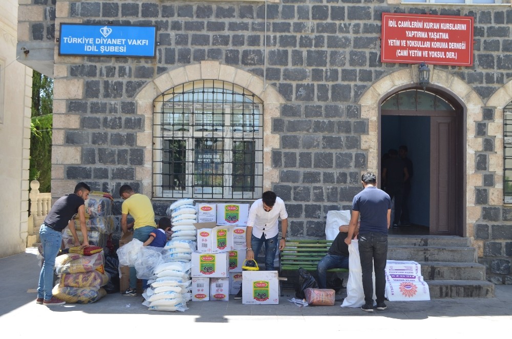 İdilde yoksullara yardım eli