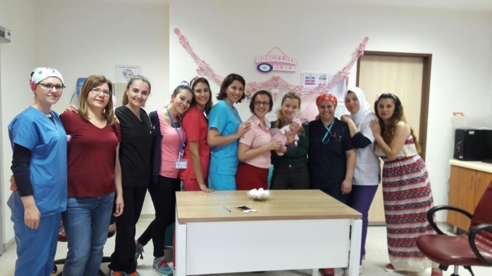 Hira bebek sağlığına kavuşuyor Hira bebek sağlığına kavuşuyor