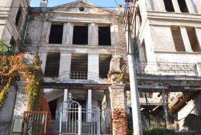 Tirilye Taş Mektep’te restorasyon başlıyor