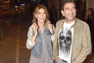 Kilisede tiyatro izledi