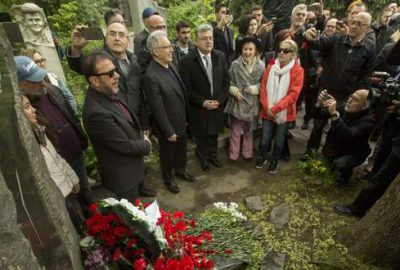 Nazım Hikmet mezarı başında anıldı