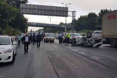 Feci kaza! 10 araç birbirine girdi