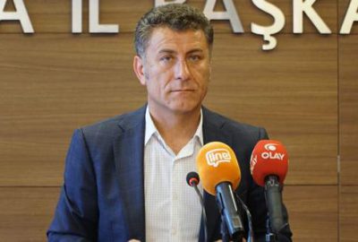 ‘Ses çıkarıp ayağa kalkın’