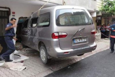 Minibüsün ezdiği iki çocuk hayatını kaybetti