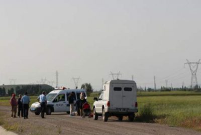 Birlikte tatile gittiği boşandığı eşi boğazını kesti