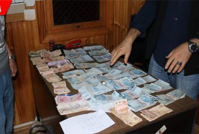 Zabıtanın cami önünden aldığı şahıstan servet çıktı