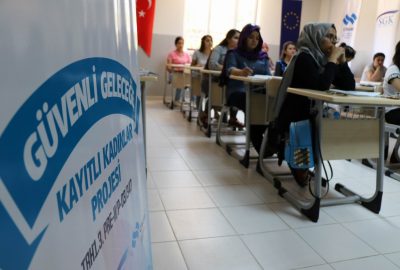 Kayıt dışı çalışan kadınlar, meslek edinerek istihdama kazandırılıyor