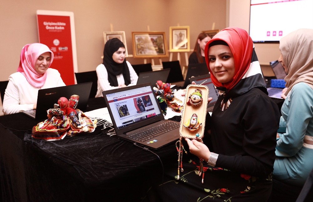 Girişimcilikte önce kadın projesi kapsamında