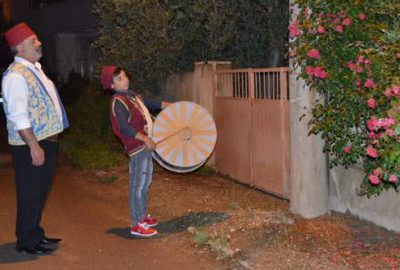 Davulcu baba oğulun ramazan mesaisi