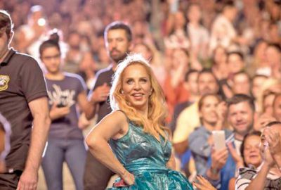 Sertab tura çıkıyor