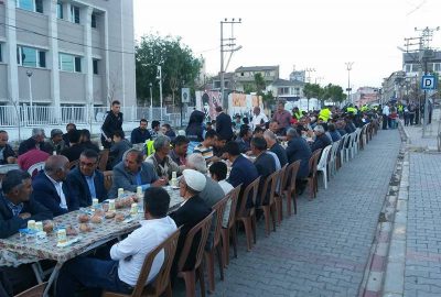 Özalp ilçesinde iftar yemeği