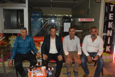 Başkan Toltar teravihte vatandaşlarla bir araya geliyor