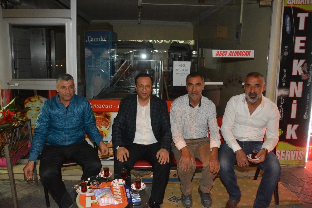 Başkan Toltar teravihte vatandaşlarla bir araya geliyor