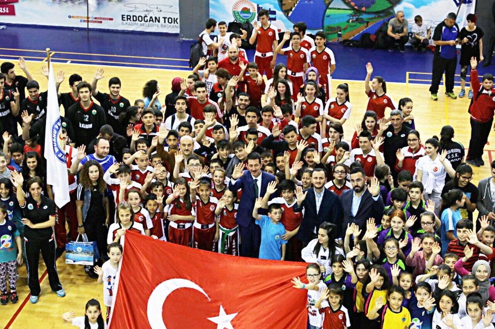 İlkadım Yaz Spor Okulları açıldı