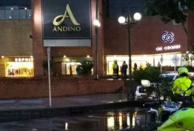 Alışveriş merkezine bombalı saldırı!.. Ölüler ve yaralılar var!