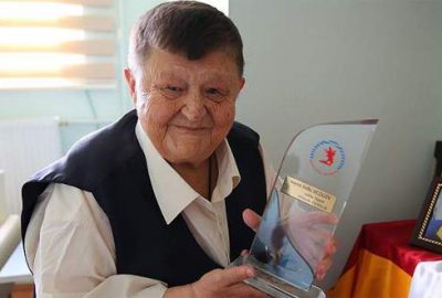 Yeşilçam'da Adile Naşit ve Münir Özkul gibi pek çok sanatçıyla