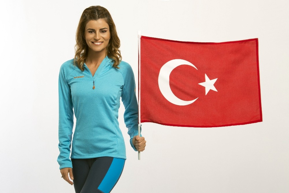 Everest’in Türkiye elçisi Ece Vahapoğlu oldu