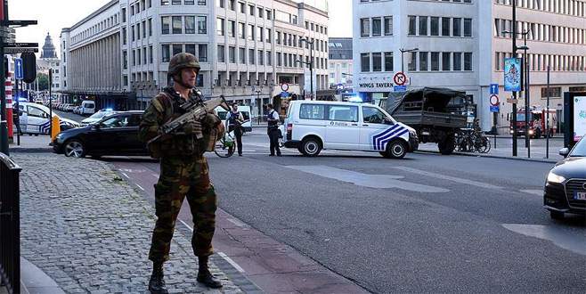 Brüksel’de terör alarmı