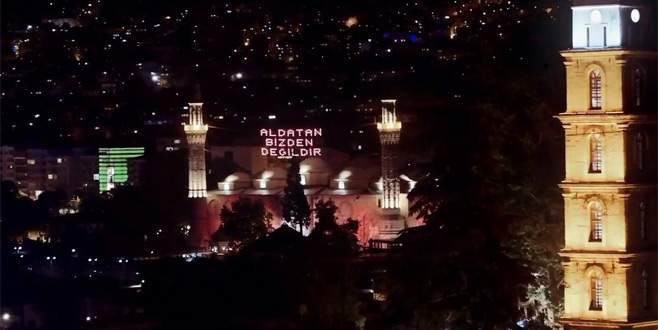 Drone’lar ‘Kadir Gecesi’ için havalandı Drone’lar ‘Kadir Gecesi’ için havalandı