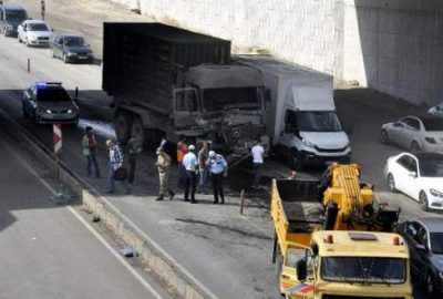 Askeri konvoyda kaza: 1 asker yaralı