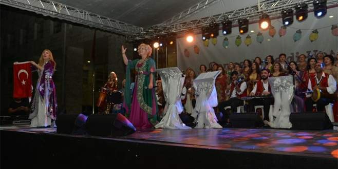 Nilüfer Kadın Korosu Ramazan Sokağı’nda mest etti