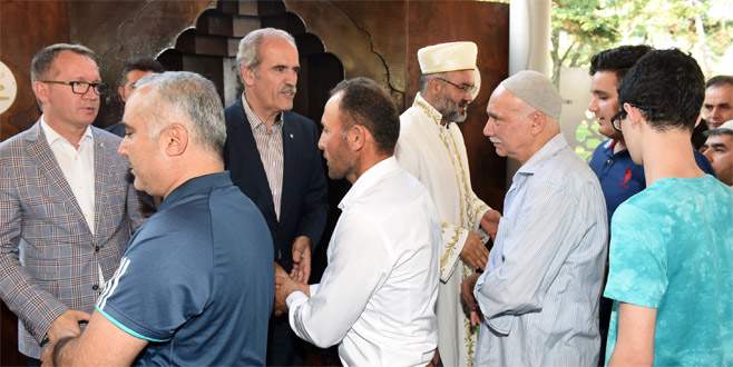 Başkan Altepe Bursalıların bayramını kutladı