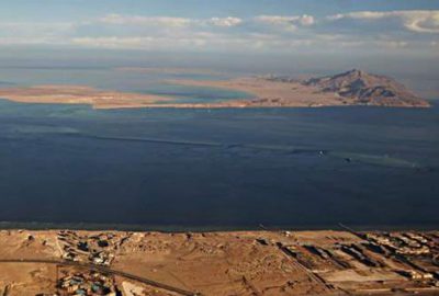 Mısır Suudi’ye ada devretti