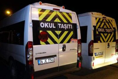 Plakaları aynı olan iki minibüs yakalandı