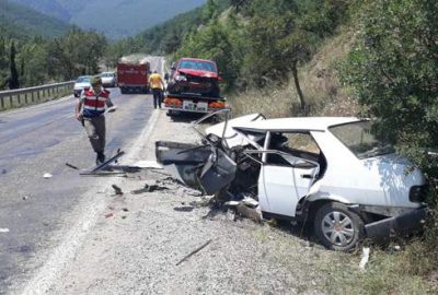 Bursa’da feci kaza: 1 ölü, 9 yaralı