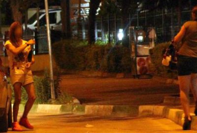 Bursa’da fuhuş için sokaklara çıkan 340 kişiye ceza