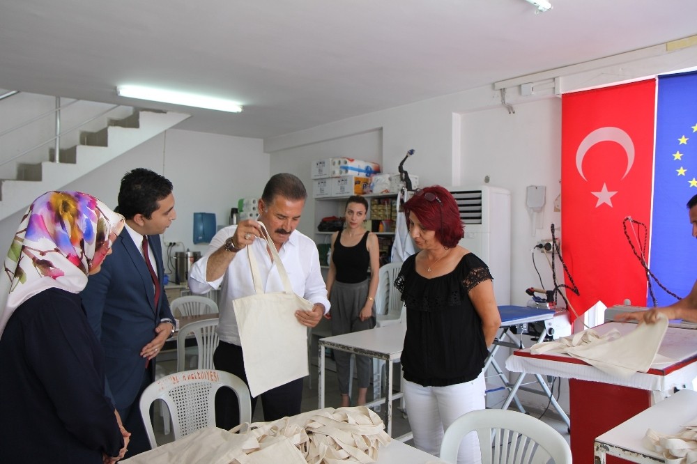 Toroslar Belediyesi’nin, tekstil sektörüne 80 kişi kazandıracağı proje devam ediyor
