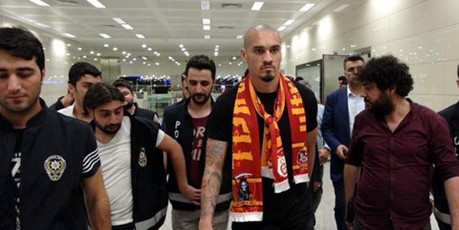 Maicon İstanbul’a geldi!