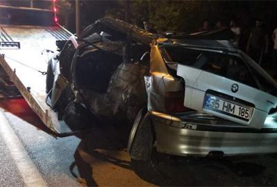 Bursa’da otomobil ağaçlara çarptı: 1 ölü, 1 yaralı